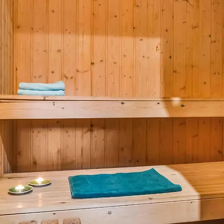 Дом отдыха Stunning In Hvide Sande With Sauna